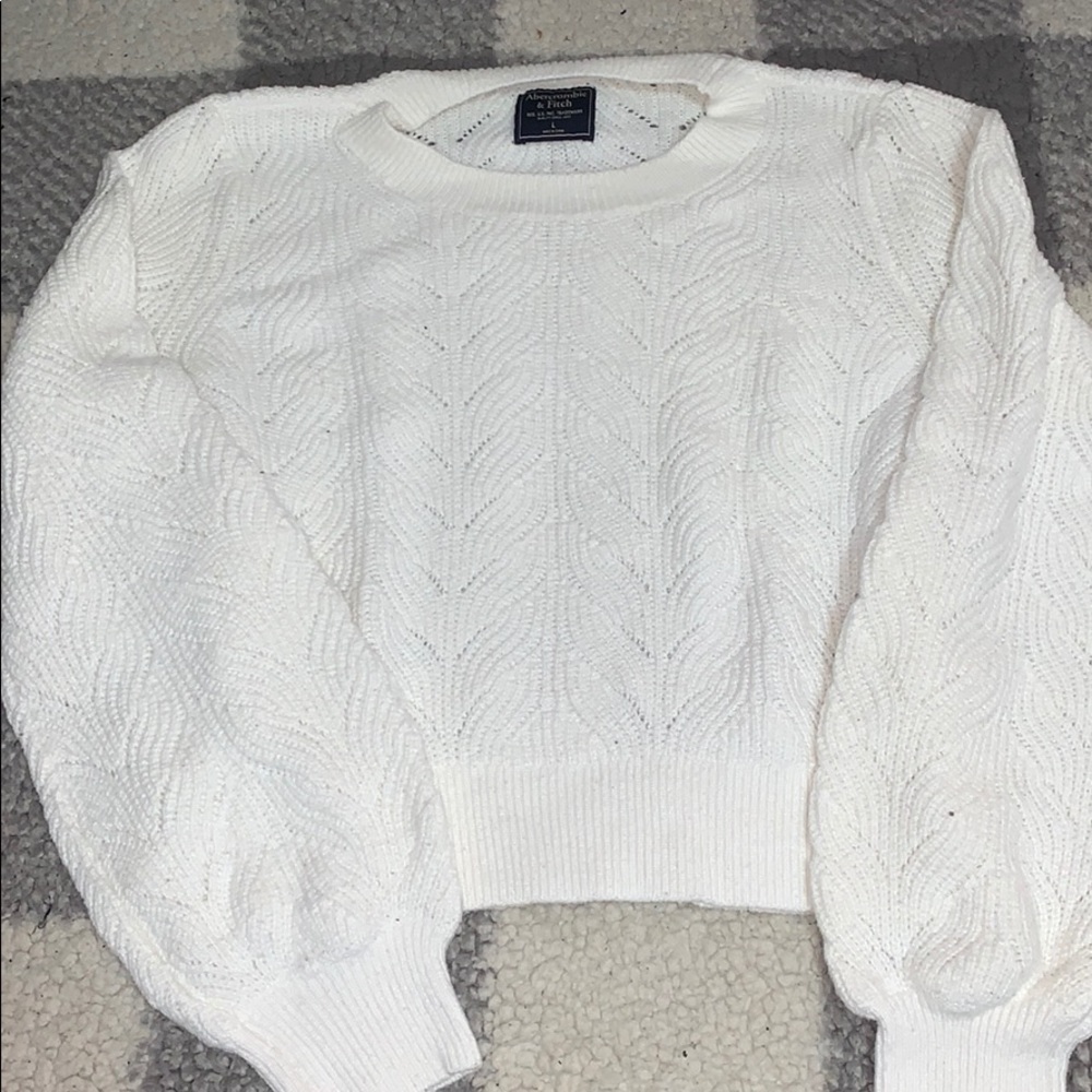 Women’s sweater